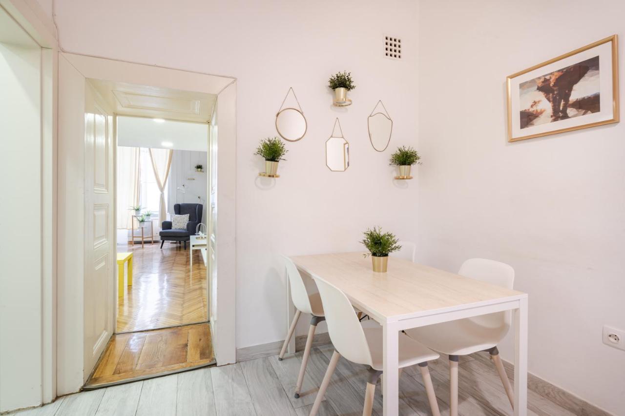 D20- Boutique Apartments, Best Location, By Bqa Budapeşte Dış mekan fotoğraf